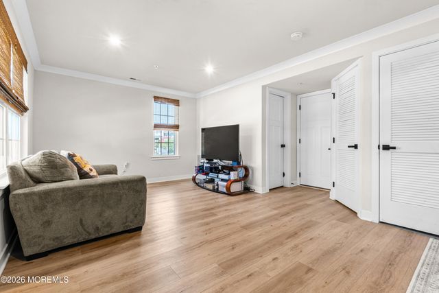 41 American Way 241, Cliffwood, NJ 07721