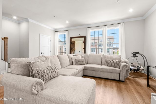 41 American Way 241, Cliffwood, NJ 07721