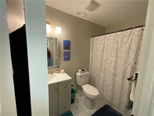 141 Edaville Court, Warwick, RI 02886