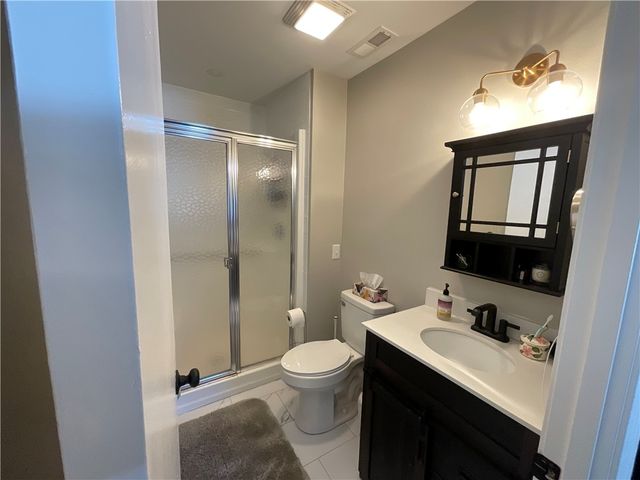 141 Edaville Court, Warwick, RI 02886