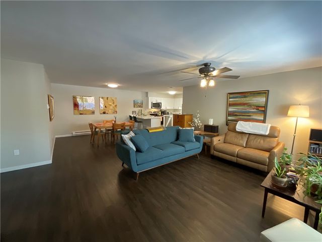 141 Edaville Court, Warwick, RI 02886