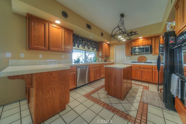 25220 Corte Sur, Murrieta, CA 92563
