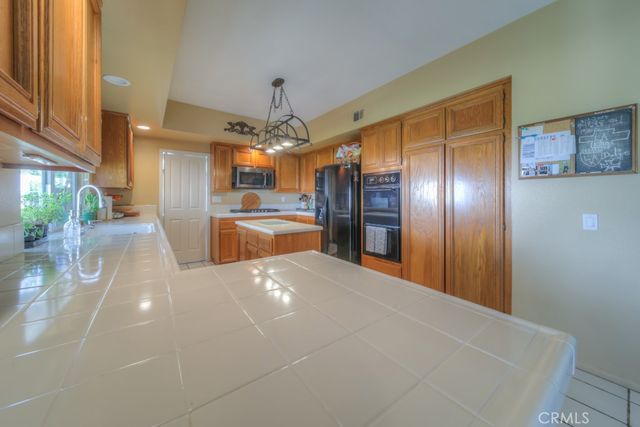 25220 Corte Sur, Murrieta, CA 92563