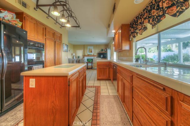 25220 Corte Sur, Murrieta, CA 92563