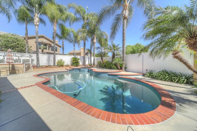 25220 Corte Sur, Murrieta, CA 92563