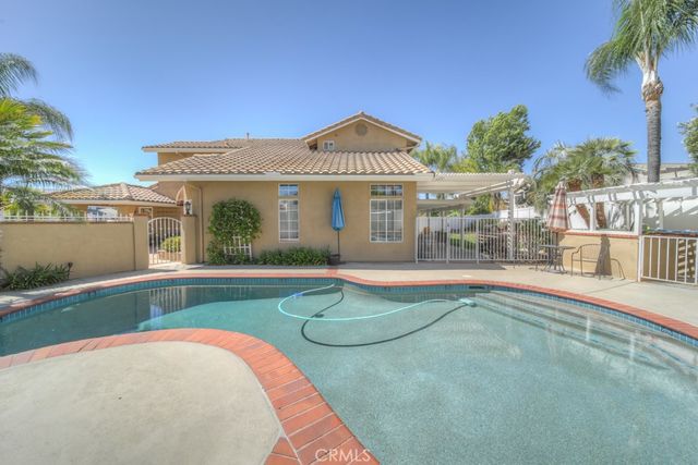 25220 Corte Sur, Murrieta, CA 92563