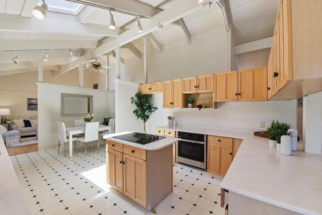 13531 Old Oak Way, Saratoga, CA 95070