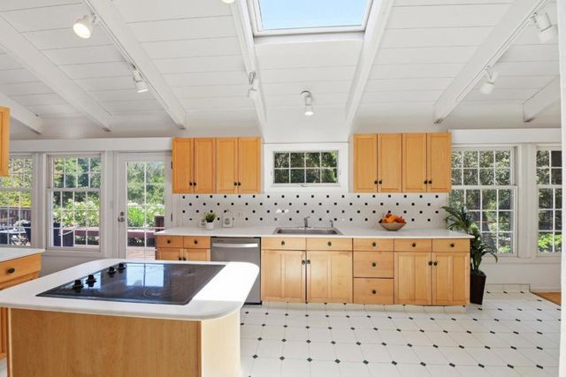 13531 Old Oak Way, Saratoga, CA 95070