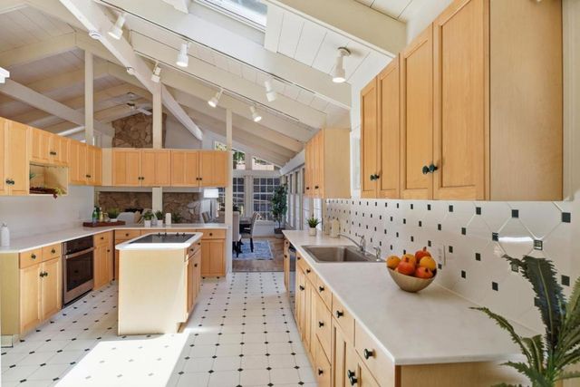 13531 Old Oak Way, Saratoga, CA 95070