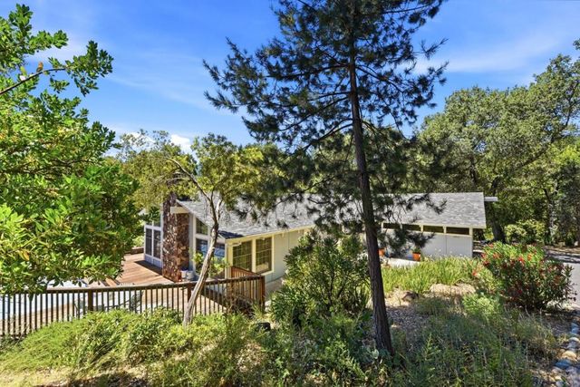 13531 Old Oak Way, Saratoga, CA 95070