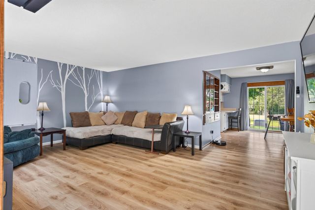 13848 Crosstown Drive NW, Andover, MN 55304