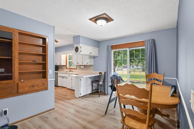 13848 Crosstown Drive NW, Andover, MN 55304