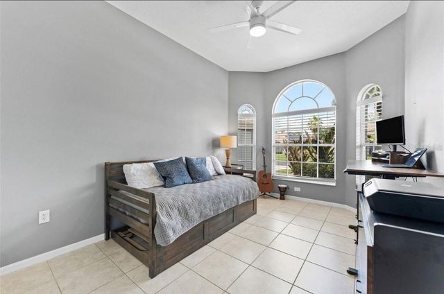 12910 VICKSBURG DRIVE, Tampa, FL 33625
