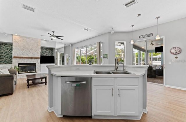 12910 VICKSBURG DRIVE, Tampa, FL 33625
