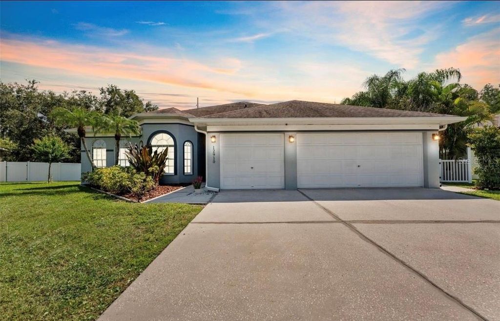 12910 VICKSBURG DRIVE, Tampa, FL 33625