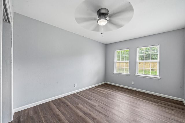 5859 Flamingo Drive, Houston, TX 77033