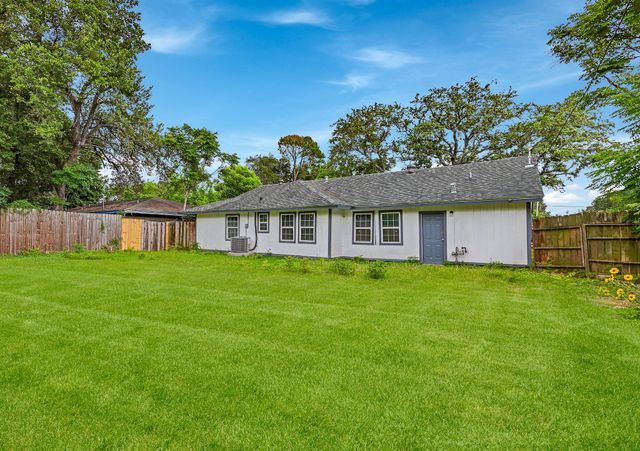 5859 Flamingo Drive, Houston, TX 77033