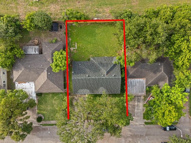 5859 Flamingo Drive, Houston, TX 77033
