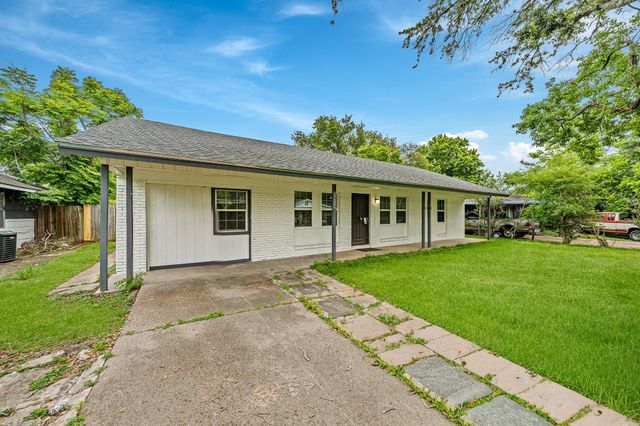 5859 Flamingo Drive, Houston, TX 77033