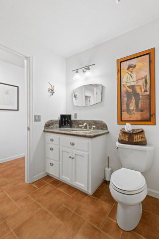 13327 Highway 234, Gold Hill, OR 97525