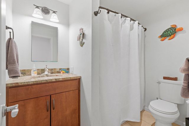 13327 Highway 234, Gold Hill, OR 97525