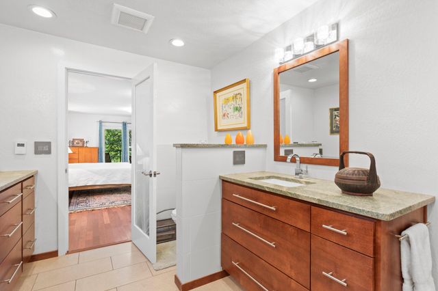 13327 Highway 234, Gold Hill, OR 97525