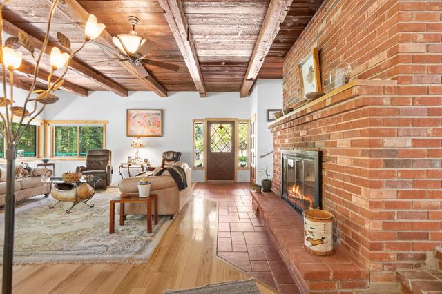 13327 Highway 234, Gold Hill, OR 97525