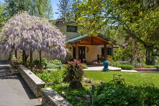 13327 Highway 234, Gold Hill, OR 97525