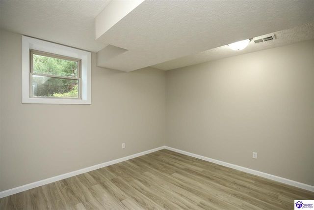 384 Schoolside Drive, Brandenburg, KY 40108