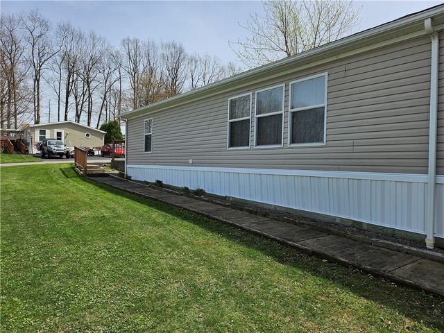 723 Joy Lane, Center Twp, PA 16001