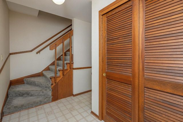 9123 S 35th STREET, Franklin, WI 53132