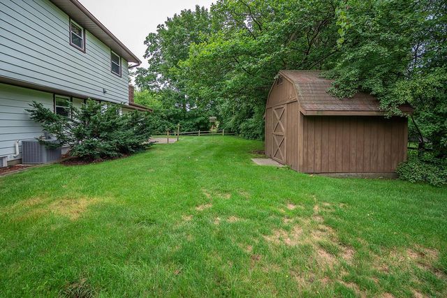9123 S 35th STREET, Franklin, WI 53132