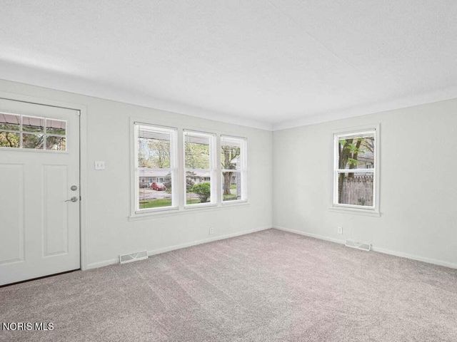 5303 Winona Road, Toledo, OH 43613