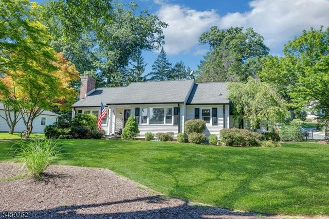44 Old Army Rd, Bernardsville Boro, NJ 07924