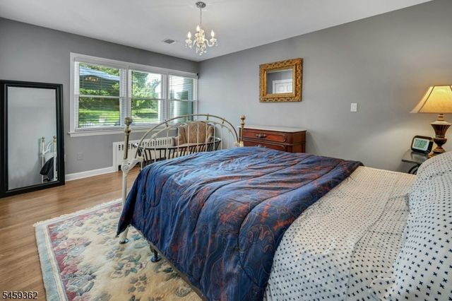 44 Old Army Rd, Bernardsville Boro, NJ 07924