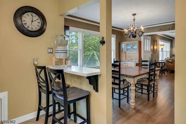 44 Old Army Rd, Bernardsville Boro, NJ 07924