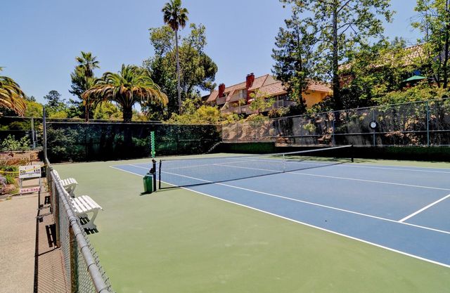 227 Casitas Bulevar, Los Gatos, CA 95032