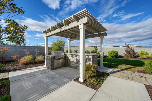 1104 Mambo Way, Roseville, CA 95747