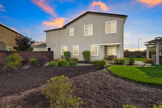 1104 Mambo Way, Roseville, CA 95747
