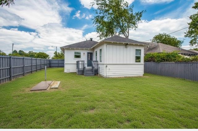 403 Parkview Avenue, Dallas, TX 75223