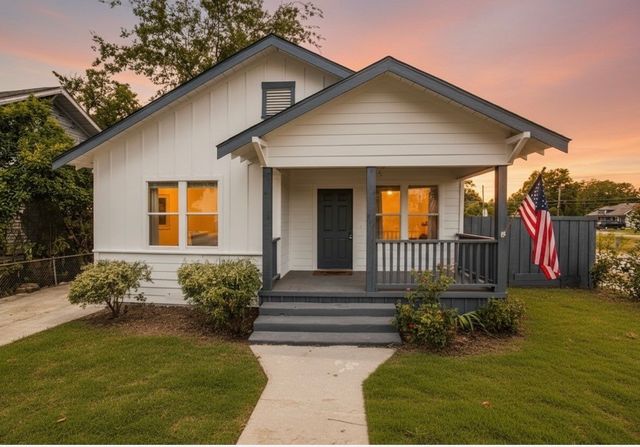 403 Parkview Avenue, Dallas, TX 75223