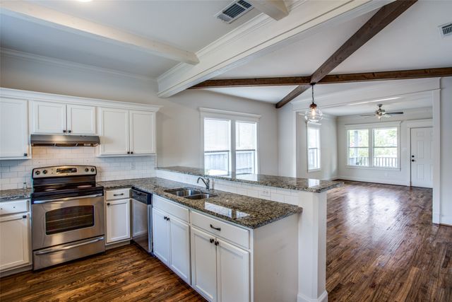 403 Parkview Avenue, Dallas, TX 75223