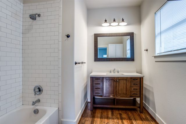 403 Parkview Avenue, Dallas, TX 75223