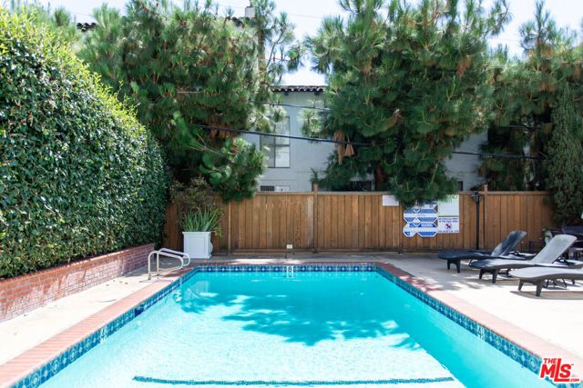 1222 N Olive Drive 101, West Hollywood, CA 90069
