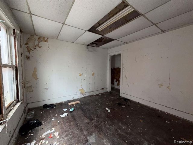 8788 Dexter Avenue, Detroit, MI 48206