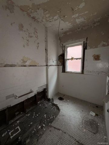 8788 Dexter Avenue, Detroit, MI 48206