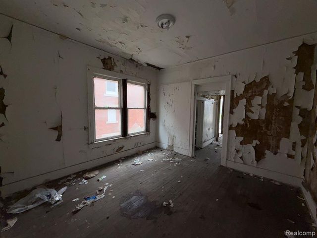 8788 Dexter Avenue, Detroit, MI 48206