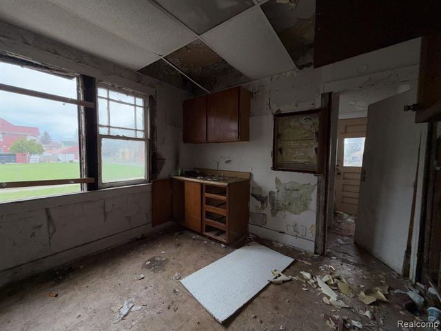 8788 Dexter Avenue, Detroit, MI 48206