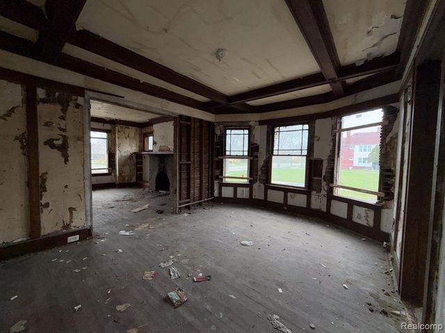 8788 Dexter Avenue, Detroit, MI 48206