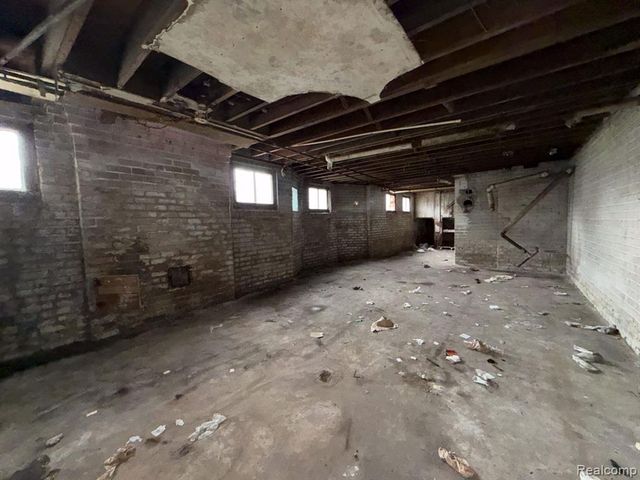 8788 Dexter Avenue, Detroit, MI 48206